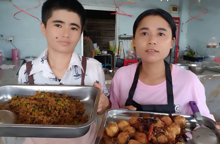 ขวัญใจคนจน!ร้านข้าวแกงเขยนายพลราคาโดนใจจานละ13บาท