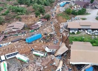 ฝนถล่มเหมืองแม่เมาะดินสไลด์ อาคาร-ทรัพย์สิน 4 บริษัทเสียหายยับนับร้อยล้าน